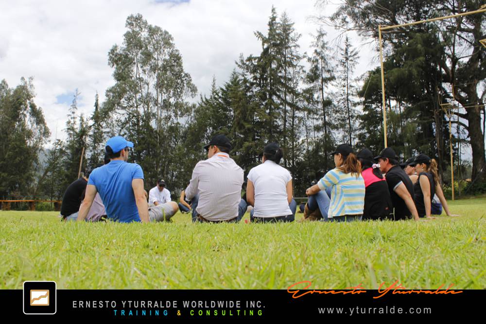 Team Building Bogotá | Actividades vivenciales de liderazgo en entornos outdoor