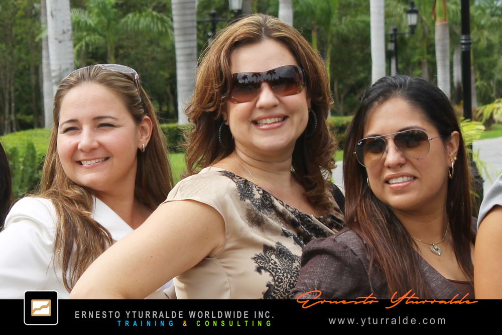 Team Building Colombia | Actividades outdoor con cuerdas bajas para generar confianza